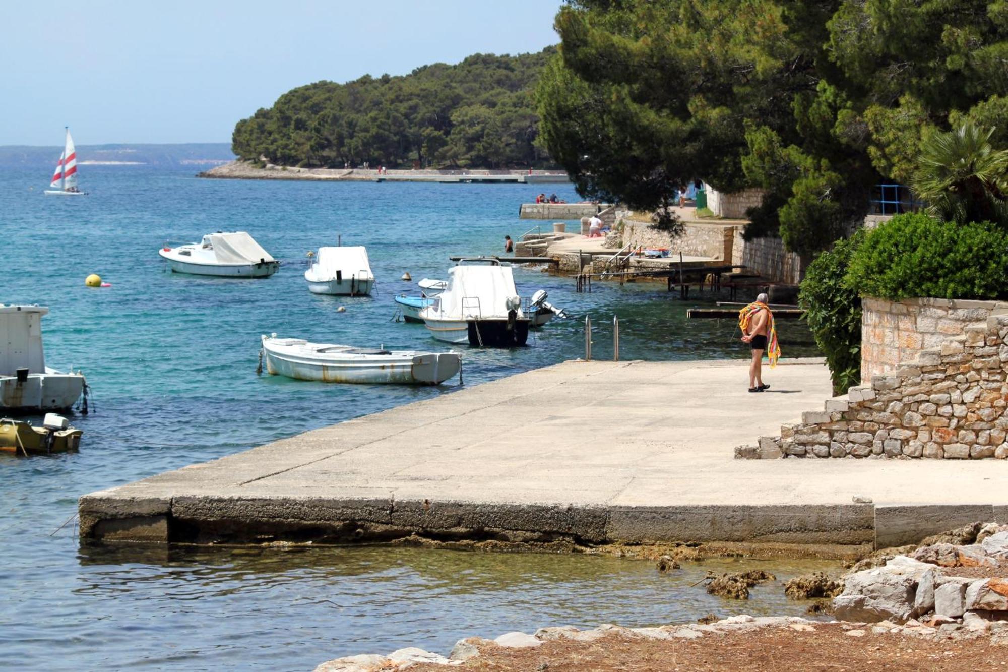 Apartments And Rooms With Parking Space Mali Lošinj Zewnętrze zdjęcie