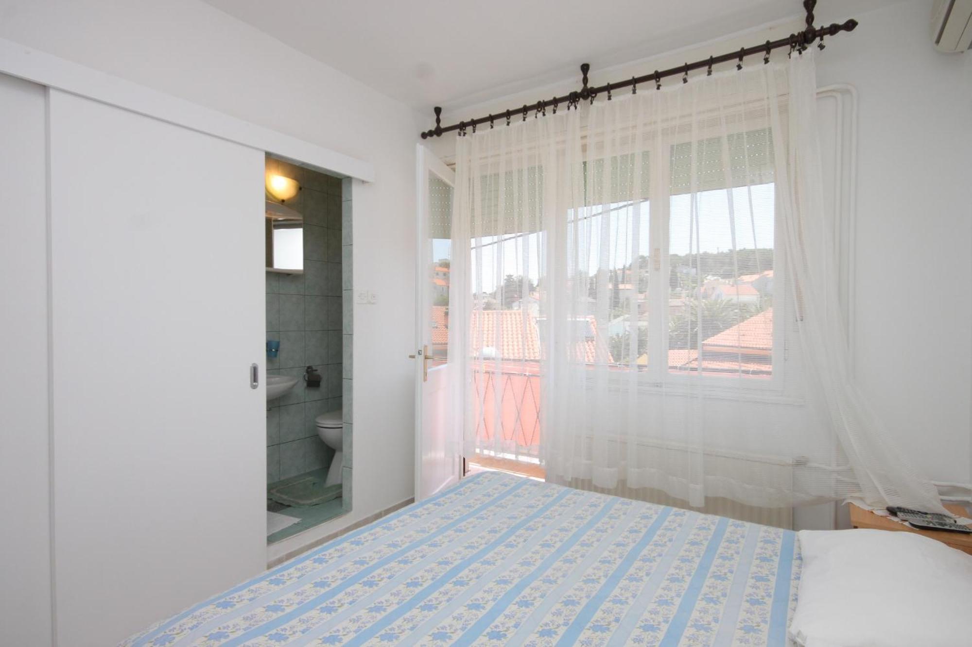 Apartments And Rooms With Parking Space Mali Lošinj Pokój zdjęcie